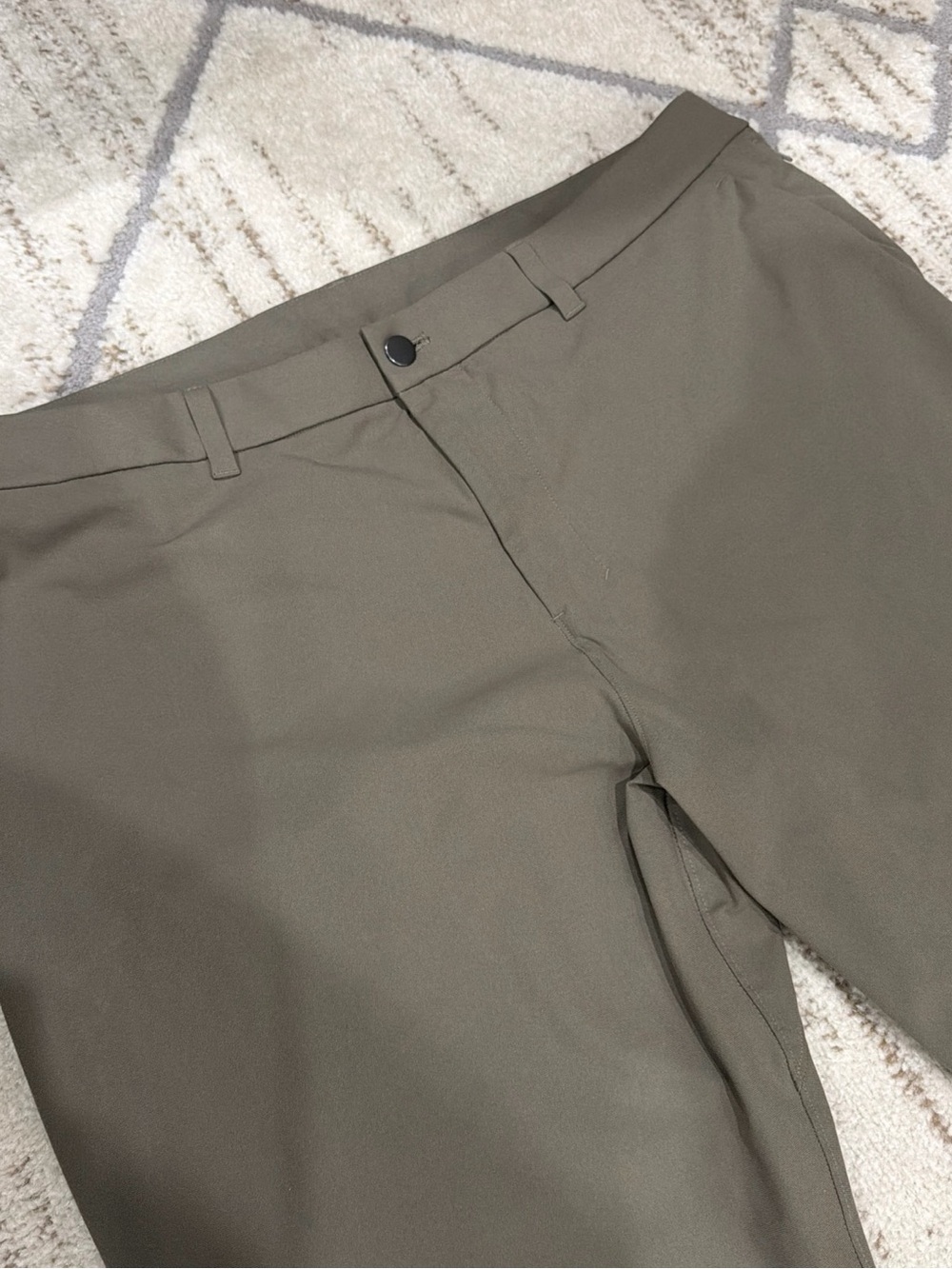 Lululemon ABC Classic-Fit Men’s 5 Pocket Pants Size 40x29 Trench Performance